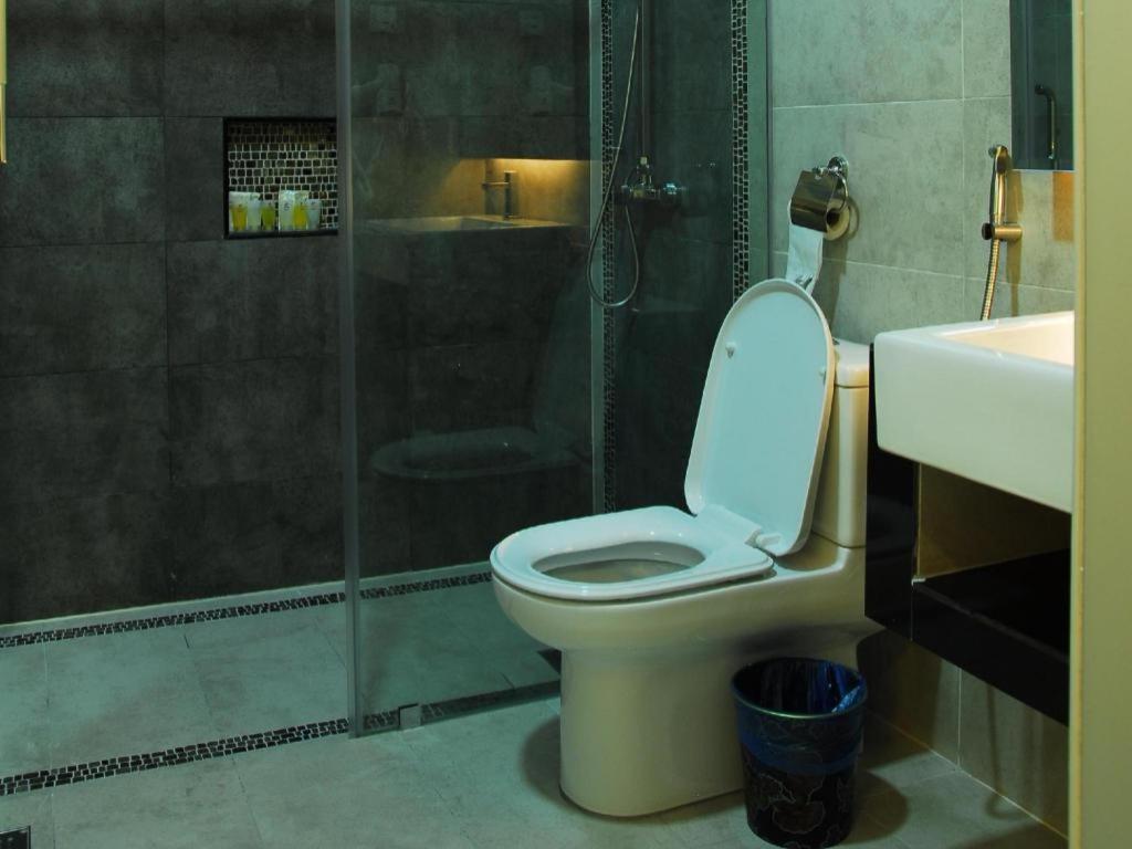 Lf Hotel Tapah Экстерьер фото