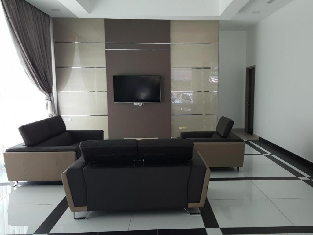 Lf Hotel Tapah Экстерьер фото