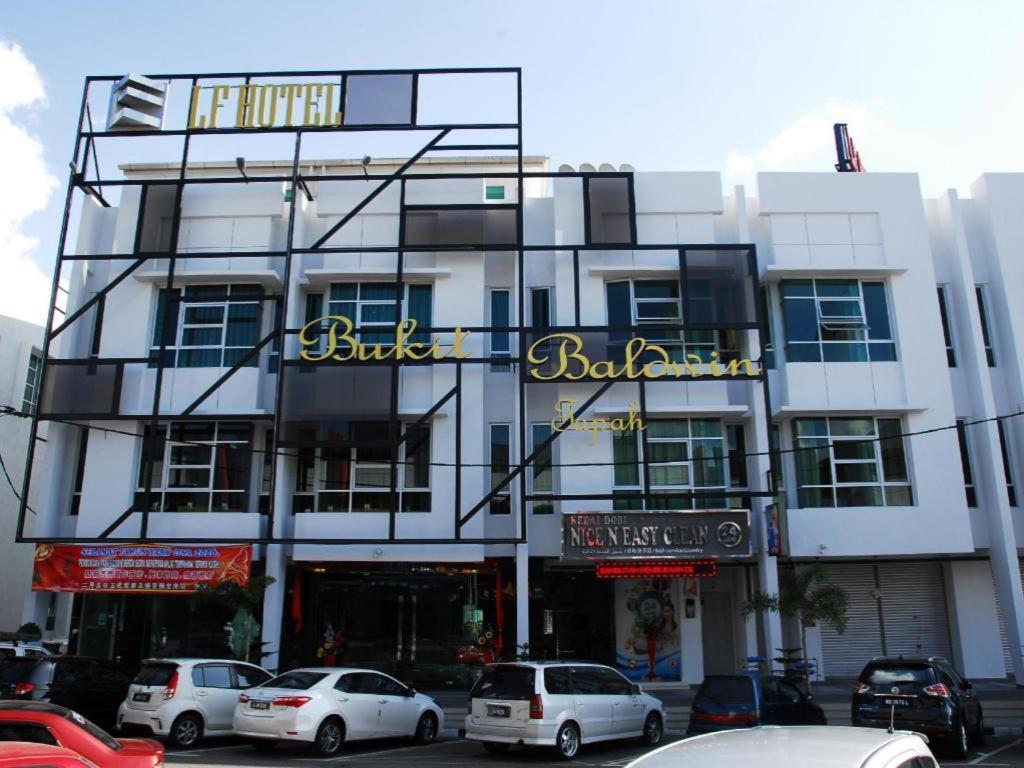 Lf Hotel Tapah Экстерьер фото