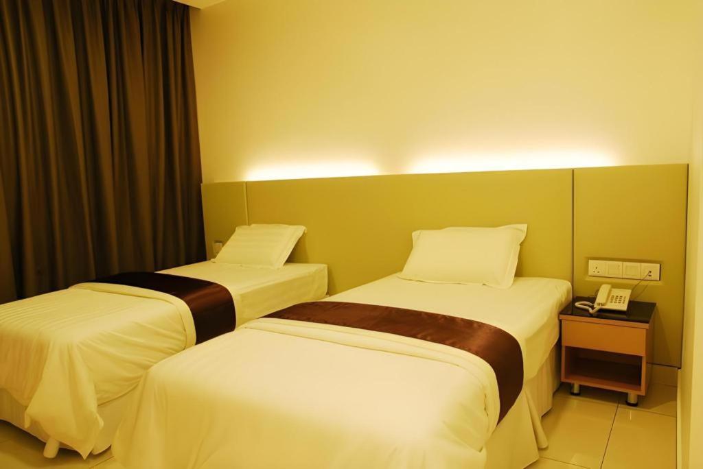 Lf Hotel Tapah Экстерьер фото